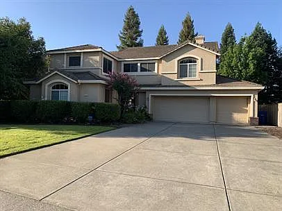 212 Luna Cir Photo 1