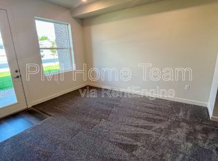 155 E 900 S #106, Layton, UT 84041