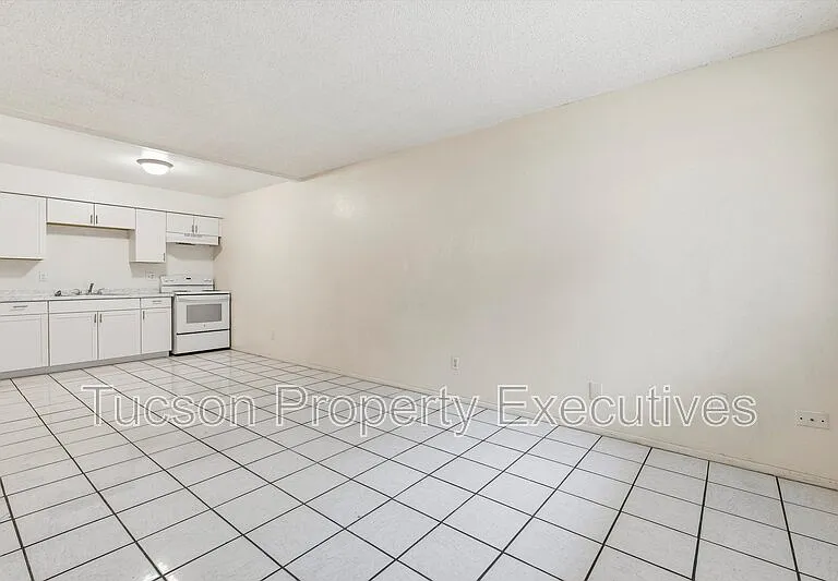 319 E Mohave Rd #109 — Photo 5