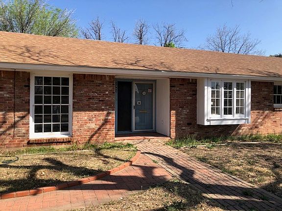 3rd image of 2492 Oxford Ave