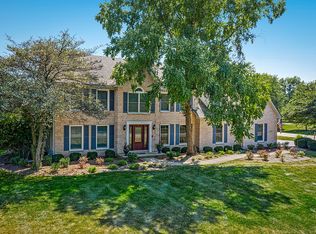 4N165 Wyngate Rd, St Charles, IL 60175