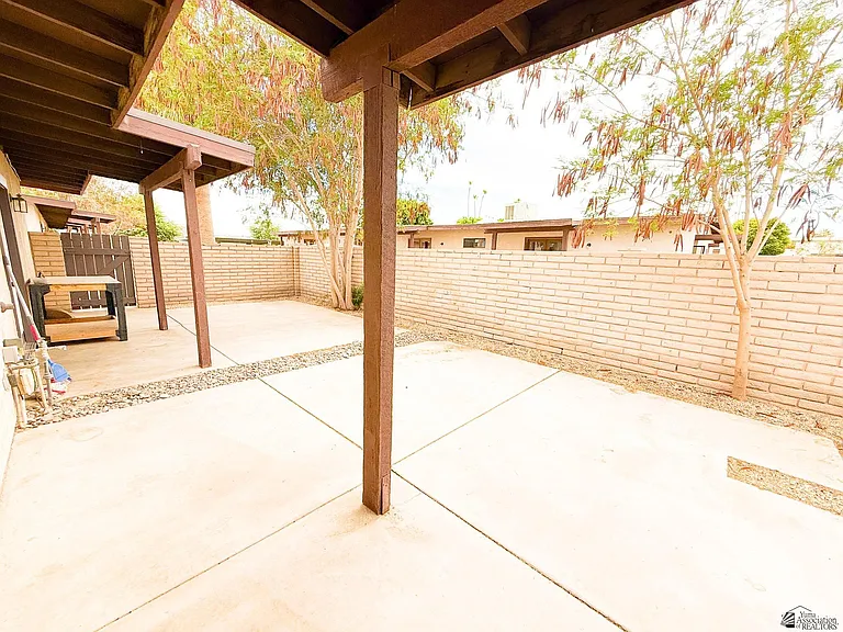1465 E Laguna Pl #4 — Photo 18