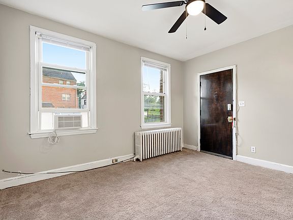 2nd image of 3024 Nelson Pl SE APT 4