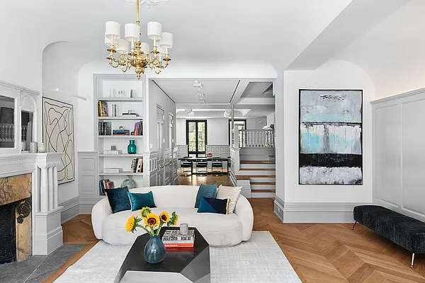 Sold by Compass | media 4