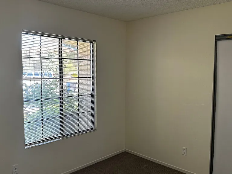 3025 Harborside Dr — Photo 23