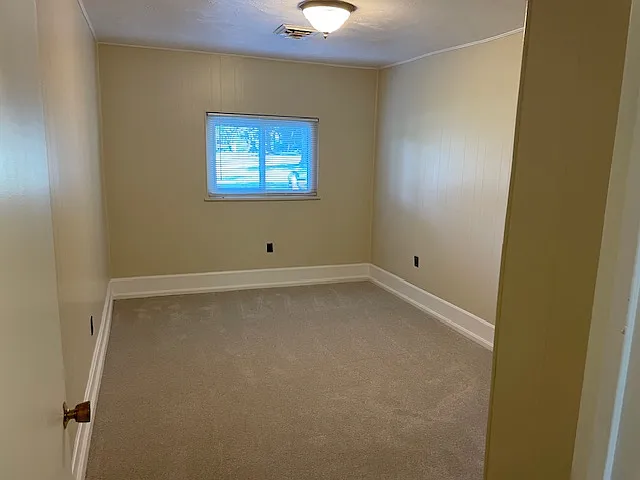 6904 Euclid Ave — Photo 24