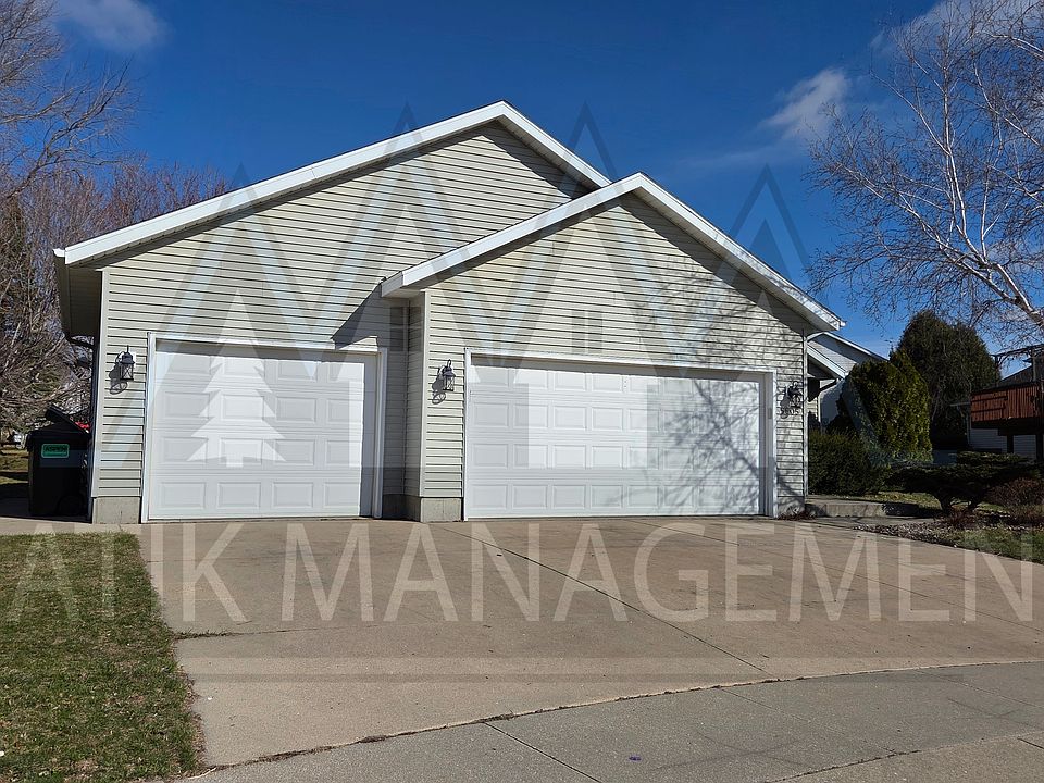 1st image of 5605 Nancy Ln NW