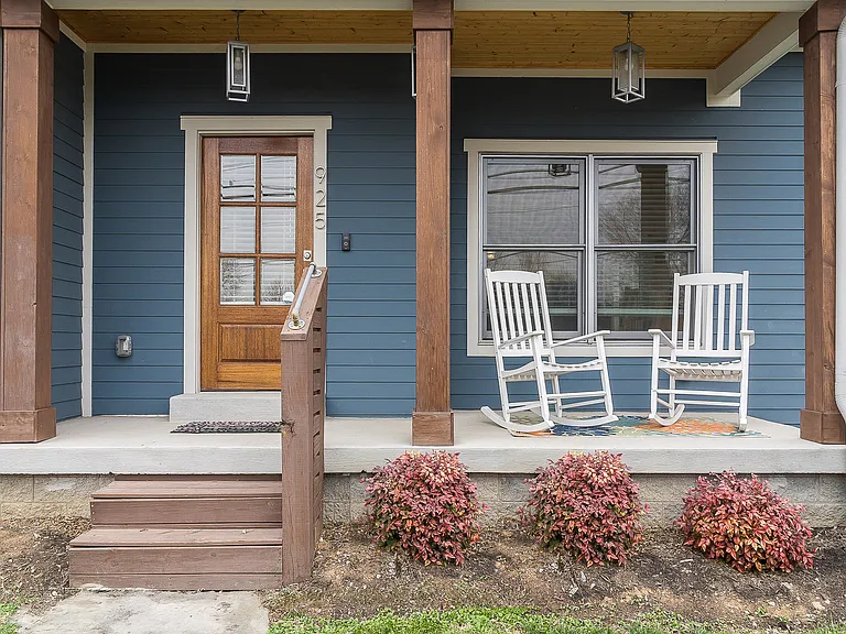 925 Mansfield Ave — Photo 48