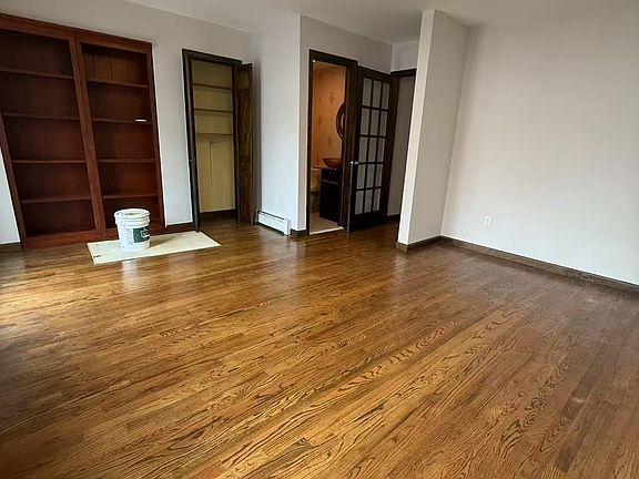 3rd image of 1049 72nd St #1