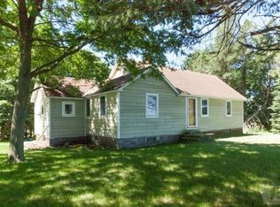 1849 200th St, Hampton, IA 50441