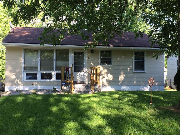 2nd image of 240 Du Bourg Ln