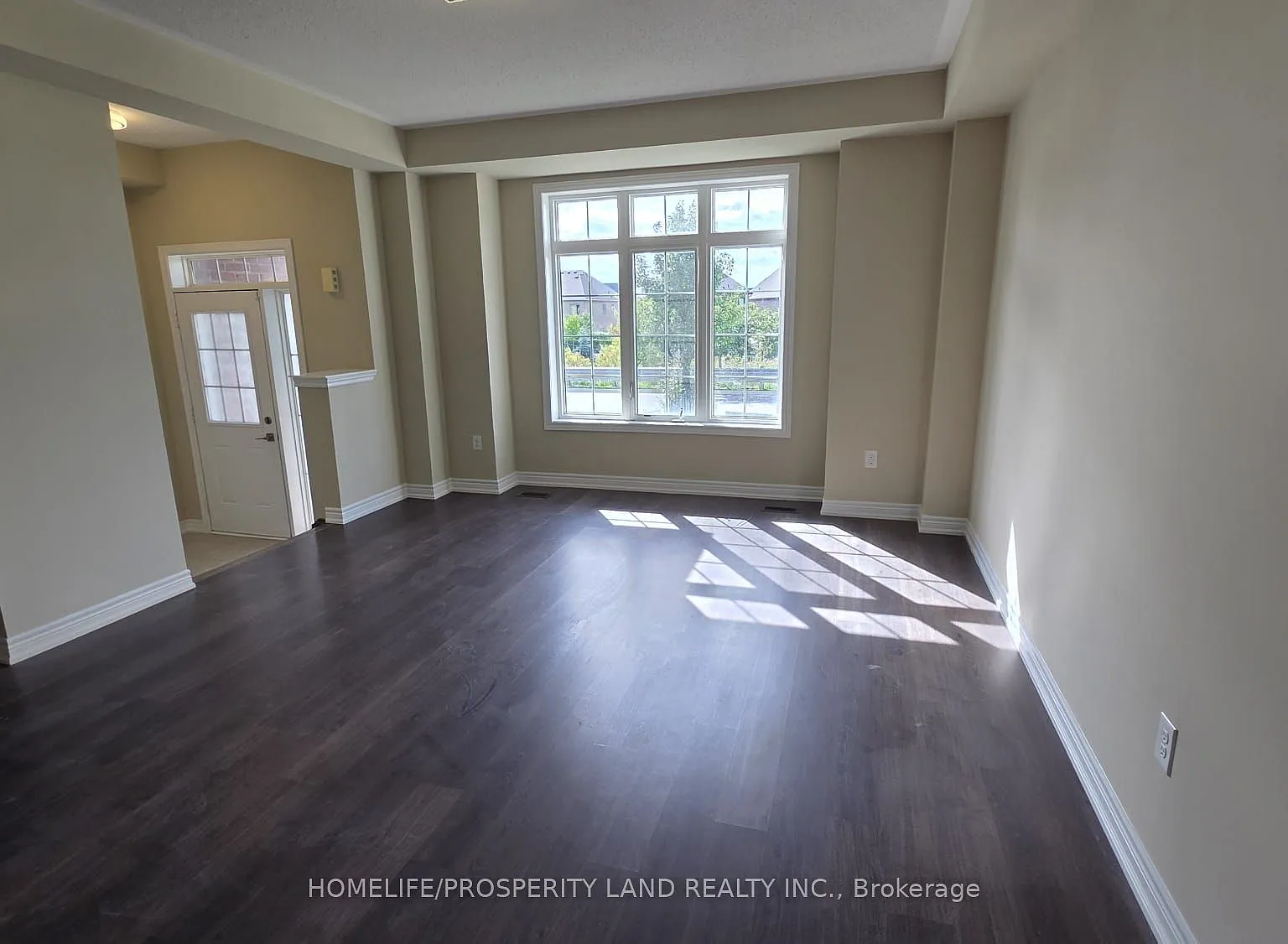 3 bed, $3,150 — Photo 2