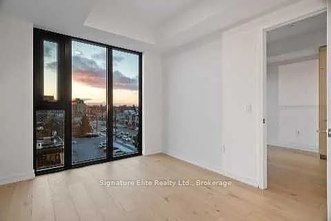 801 The Queensway #520 — Photo 24