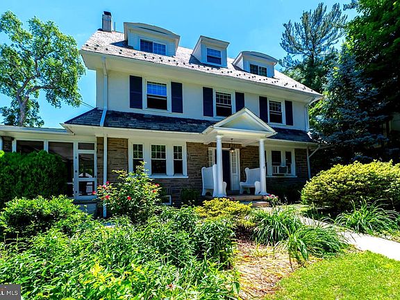 3rd image of 117 Owen Ave