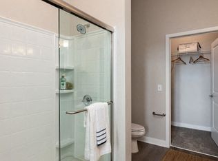 Azure Apartments, Independence, MO 64057