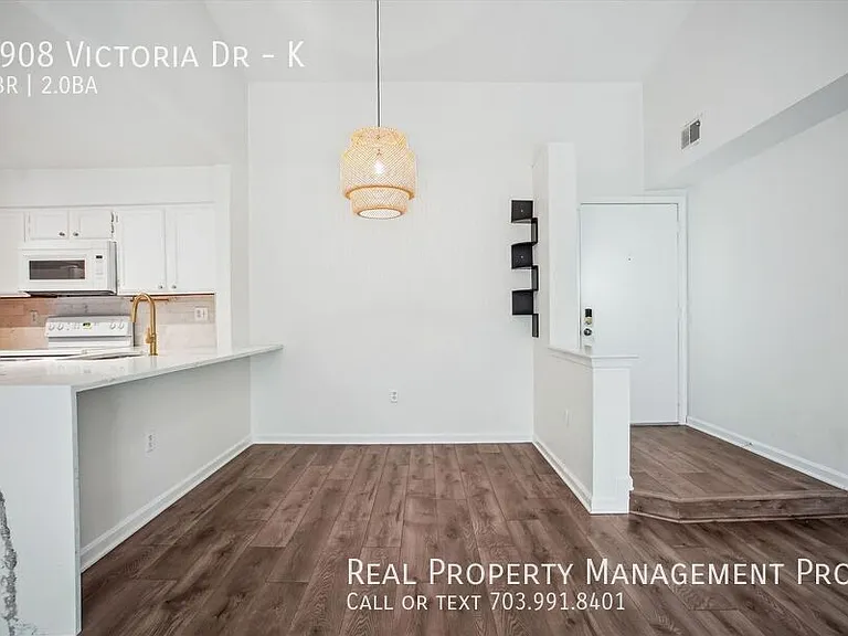 6908 Victoria Dr #K — Photo 5