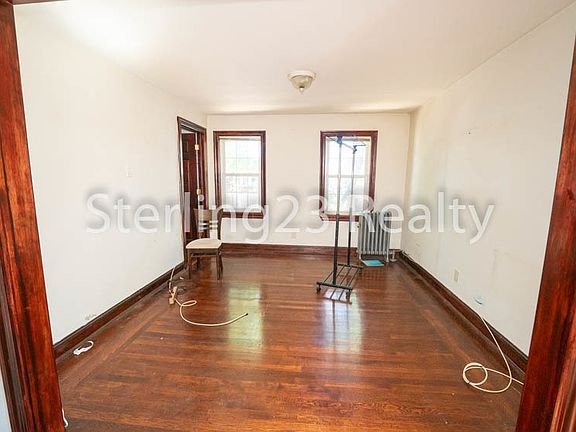 4th image of 22-36 23rd St #2B