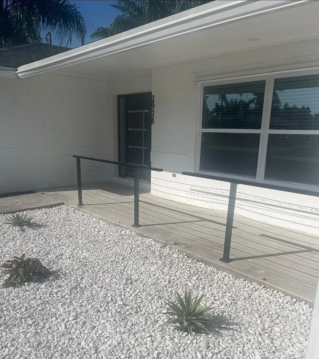 Photo 2 of 31 - 2928 SE Bella Rd - Port Saint Lucie, FL Building Photo - 2928 SE Bella Rd
