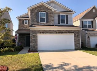 2308 Shadow Bend Dr, Columbus, IN 47201