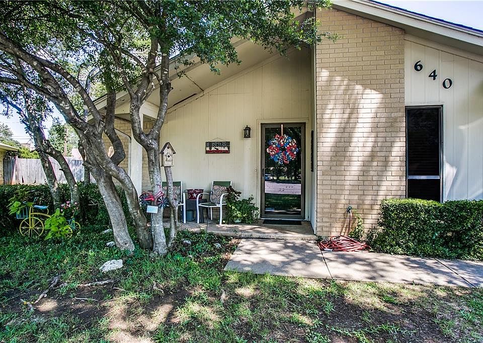 1st image of 640 Deborah Ct