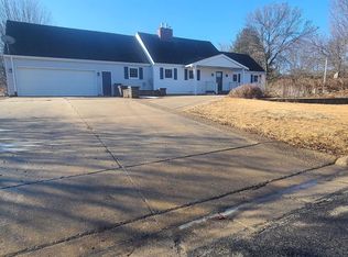 409 Hall St, West Union, IA 52175