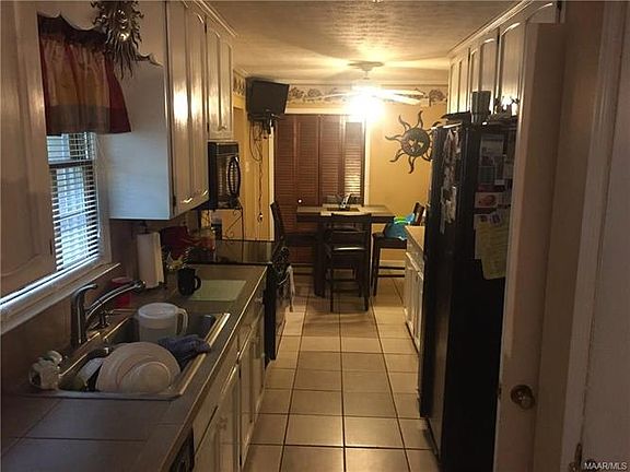 2nd image of 2607 Knollwood Dr