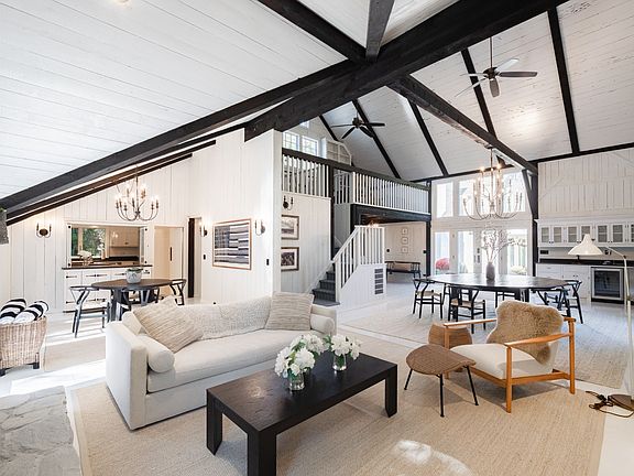 5th image of 51 Buell Ln