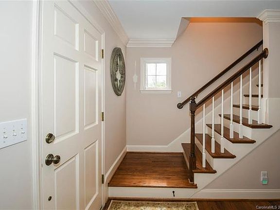 3rd image of 2232 Streatley Ln