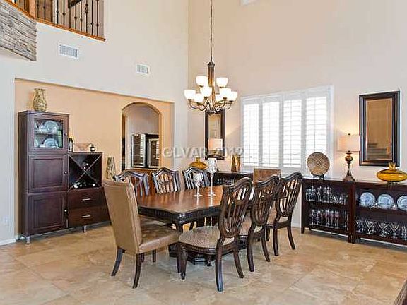 4th image of 10621 San Palatina St