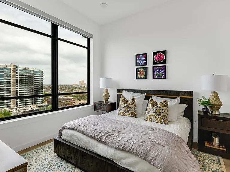 Selene Luxury Residences — Photo 36