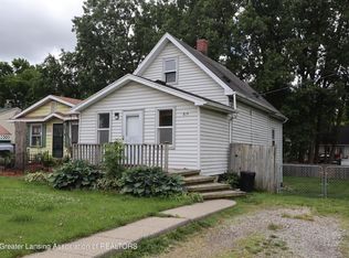 615 N Grace St, Lansing, MI 48917