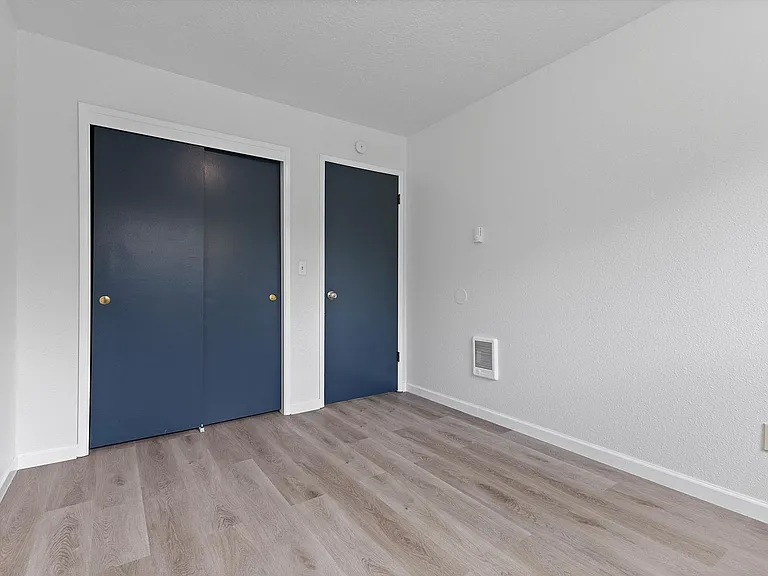 15220 SE Stark St #1-21 — Photo 14