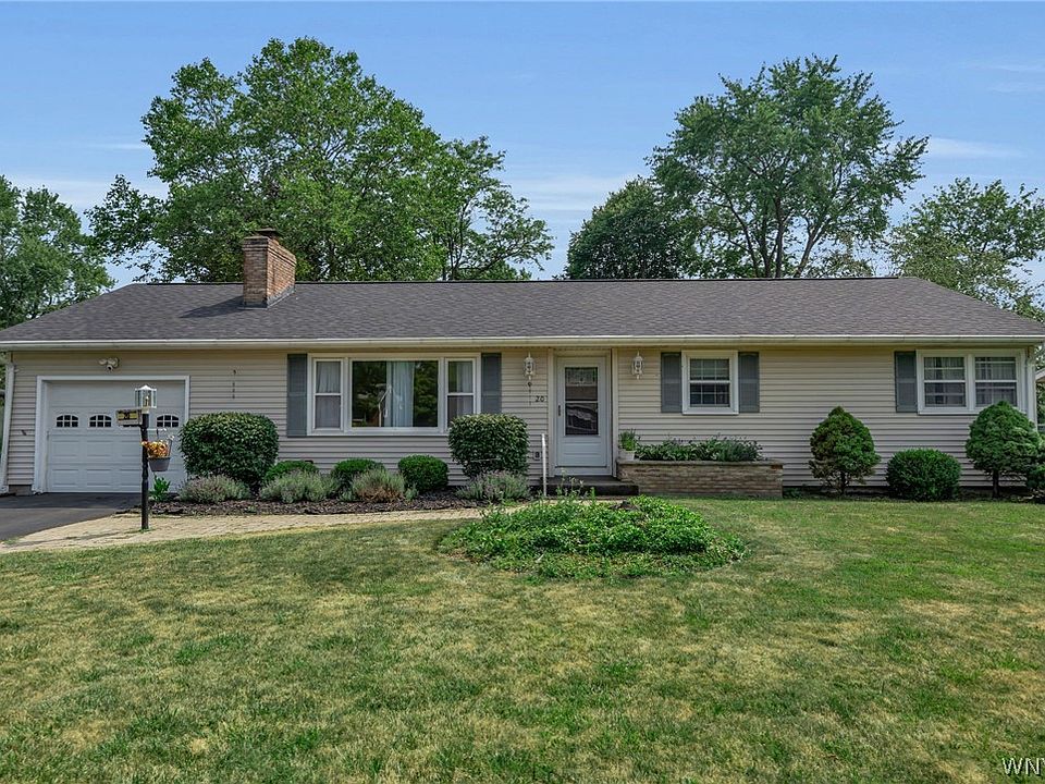 1st image of 20 Fordham Dr