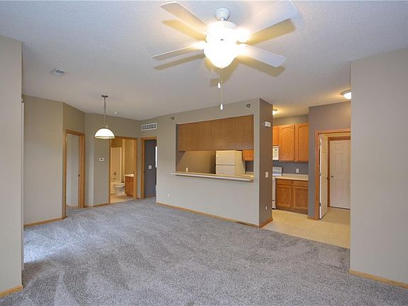 2nd image of 8601 Westown Pkwy Unit 20216