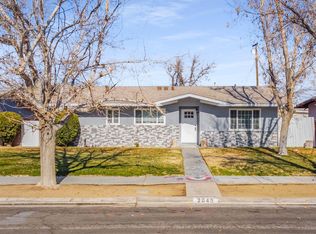 2045 Orange St, Rosamond, CA 93560