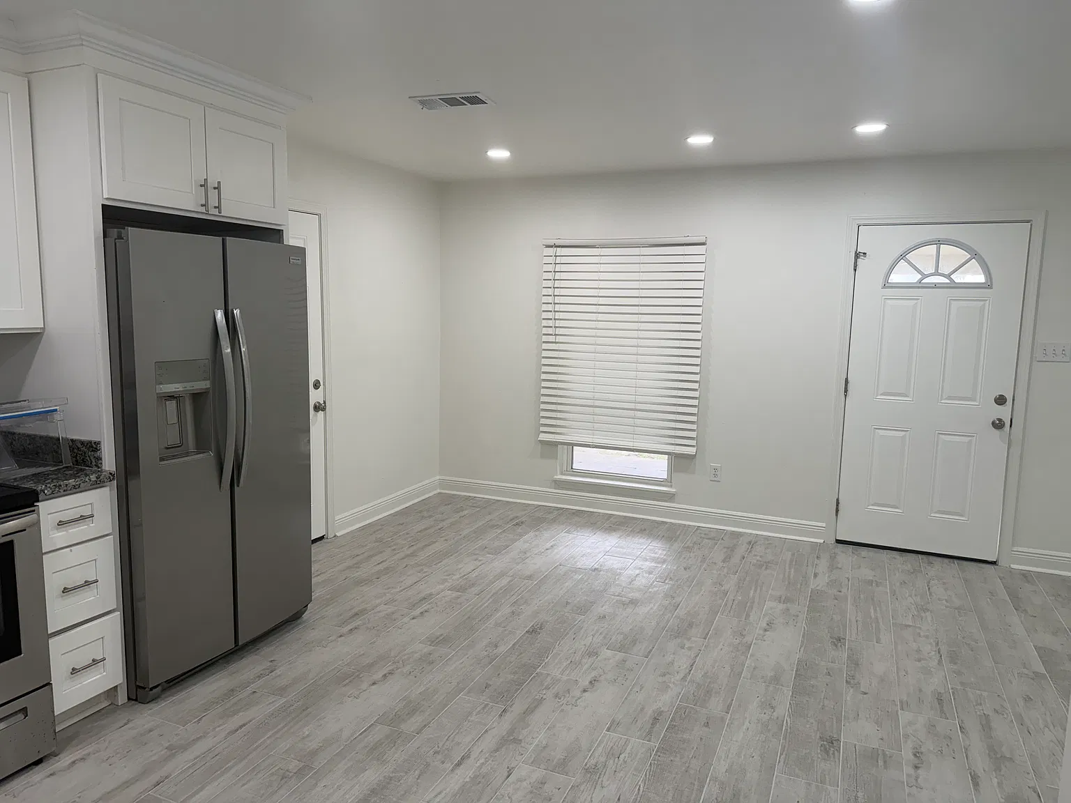 4 bed, 1554 sqft, $1,900 — Photo 4