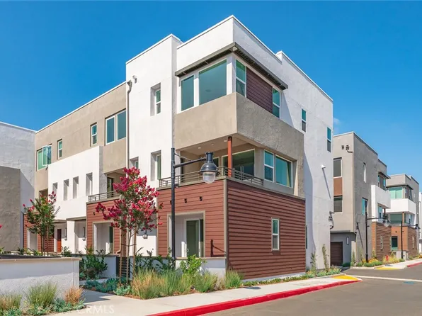 609 S Lyon St, Santa Ana, CA 92701