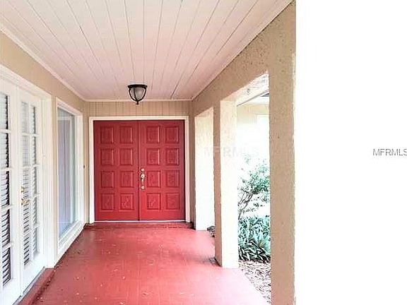 3rd image of 6 Robinwood Dr