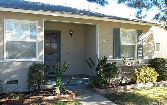 2nd image of 7922 Louise Ave