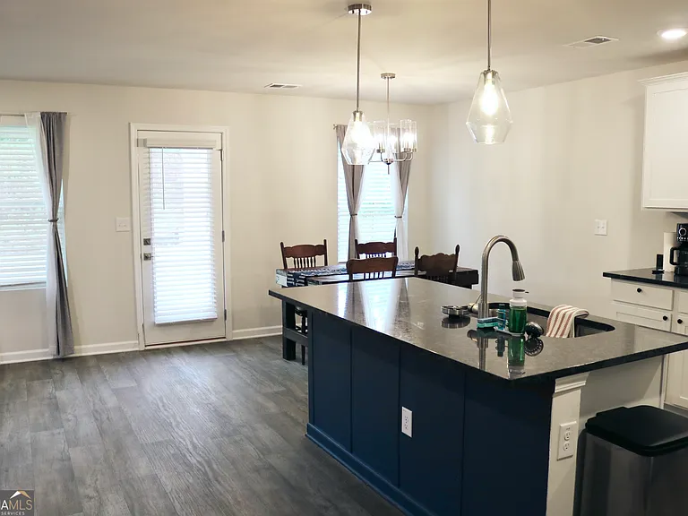 204 River Meadow Dr — Photo 10
