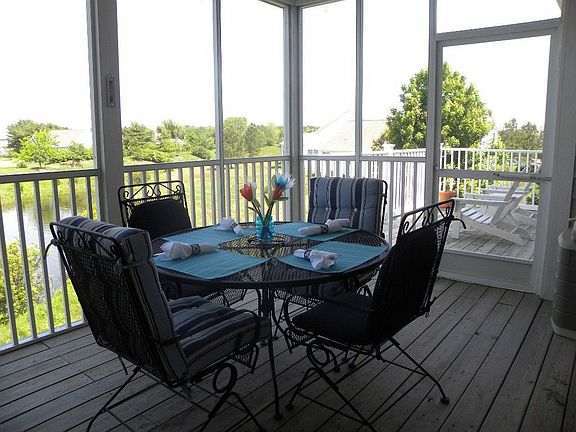 Screened Porch