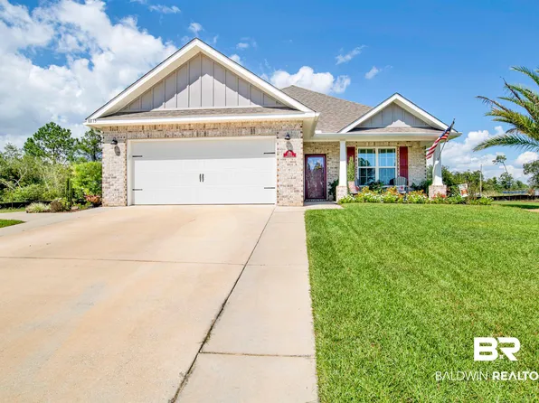 10113 Lakeview Dr, Foley, AL 36535