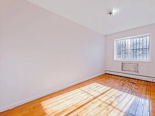 Sold by Peace of Mind Realty | media 43