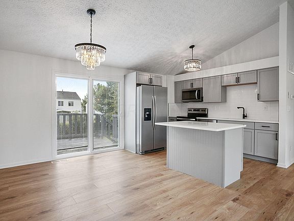 5th image of 6928 Endsleigh Dr