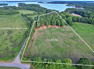 202 Island Point Rd, Starr, SC 29684