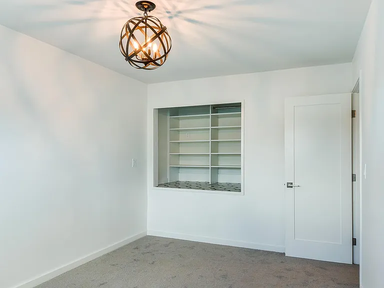 Plaza Townhomes — Photo 7