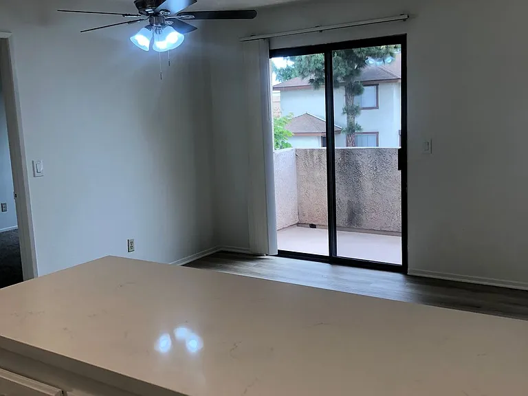bp8052 — Photo 16