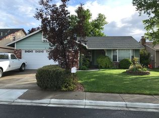 2001 Sycamore Glen Dr, Sparks, NV 89434