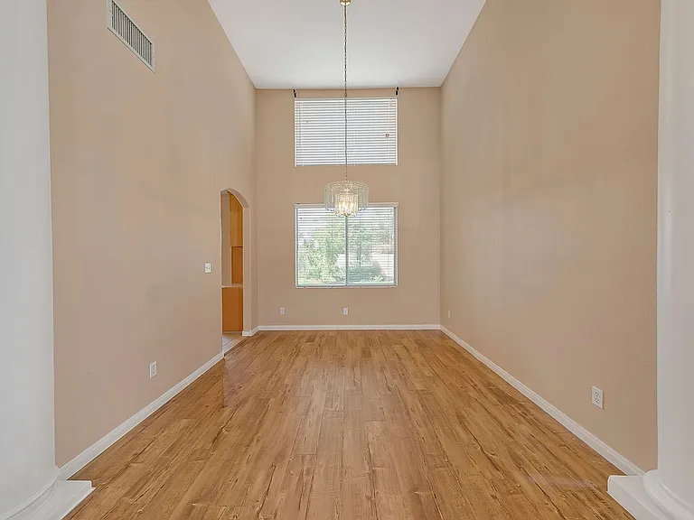 9387 Chateau Street Jean Dr — Photo 7