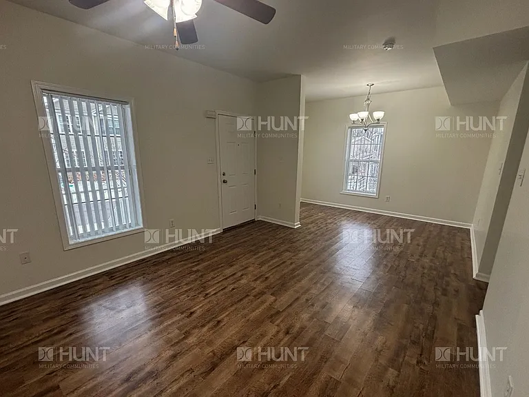 14 Lancaster Ave — Photo 9